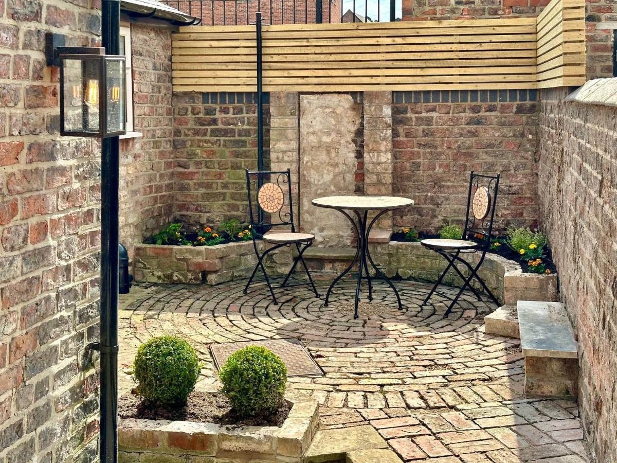 Guildhall Garden York Luaran gambar